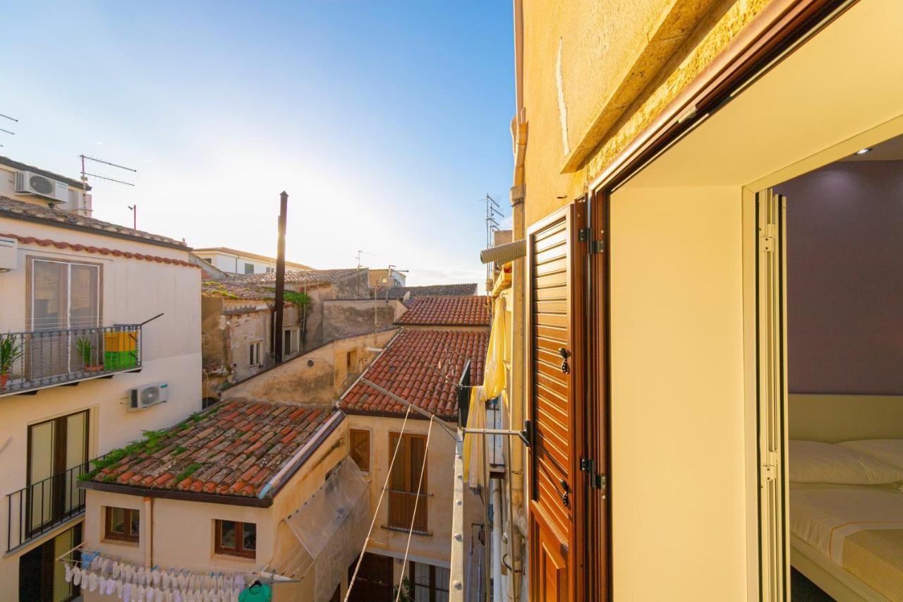 Kefa Holiday - Alle Torri Apartments Cefalù Buitenkant foto